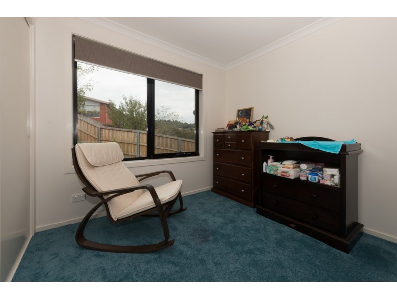 1 Atwell Court, Lindisfarne TAS 7015