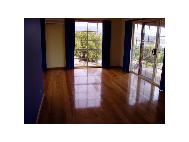 5 Meadows Place, Opossum Bay TAS 7023