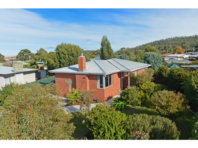 21 Free Street, Rokeby TAS 7019