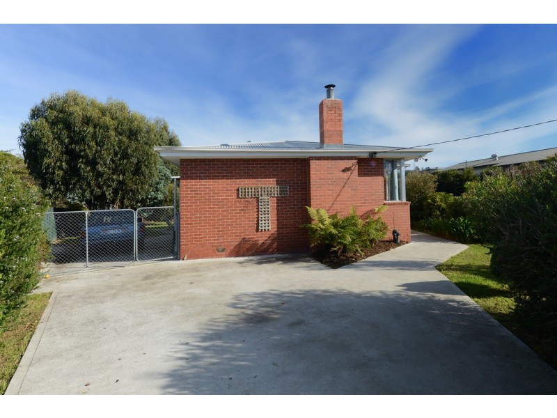 21 Free Street, Rokeby TAS 7019