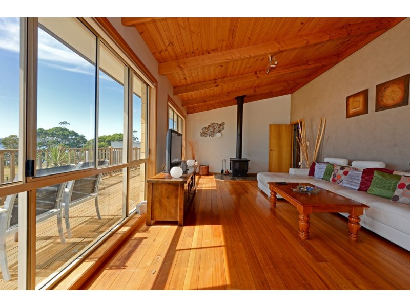 10 Meadows Place, Opossum Bay TAS 7023