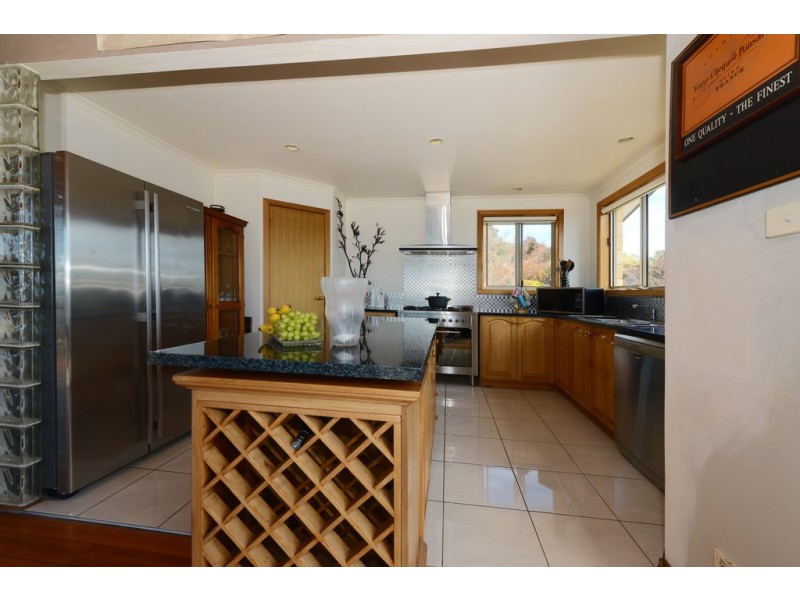 10 Meadows Place, Opossum Bay TAS 7023