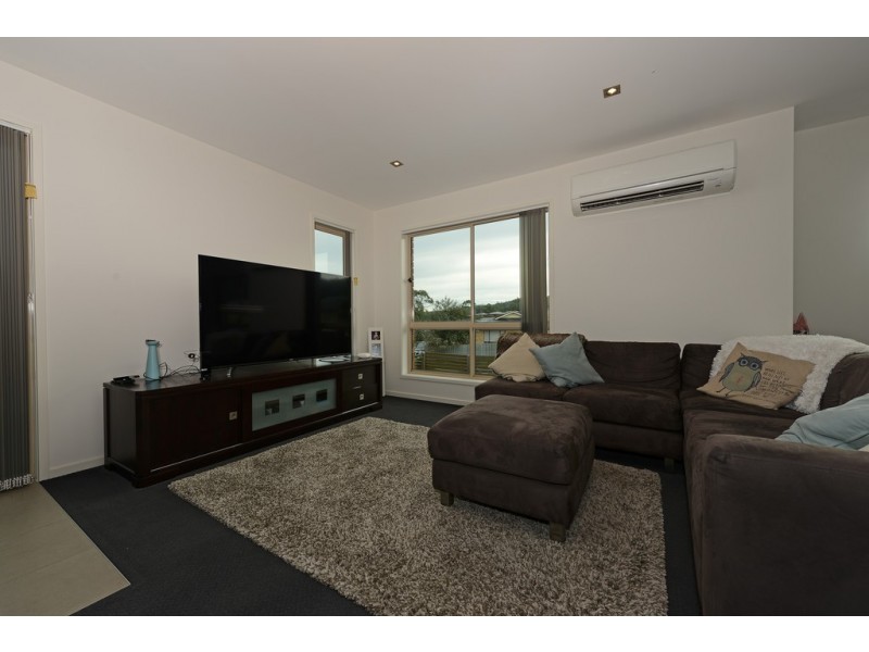 2-35 CAVENOR DRIVE, Oakdowns TAS 7019