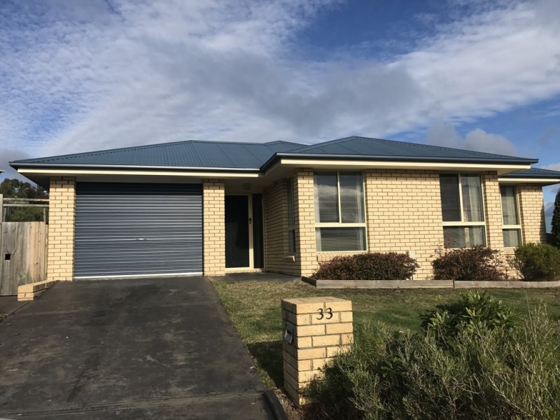 33 FAIRVIEW DRIVE, Kingston TAS 7050