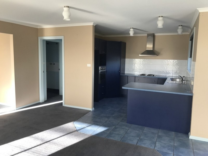 33 FAIRVIEW DRIVE, Kingston TAS 7050