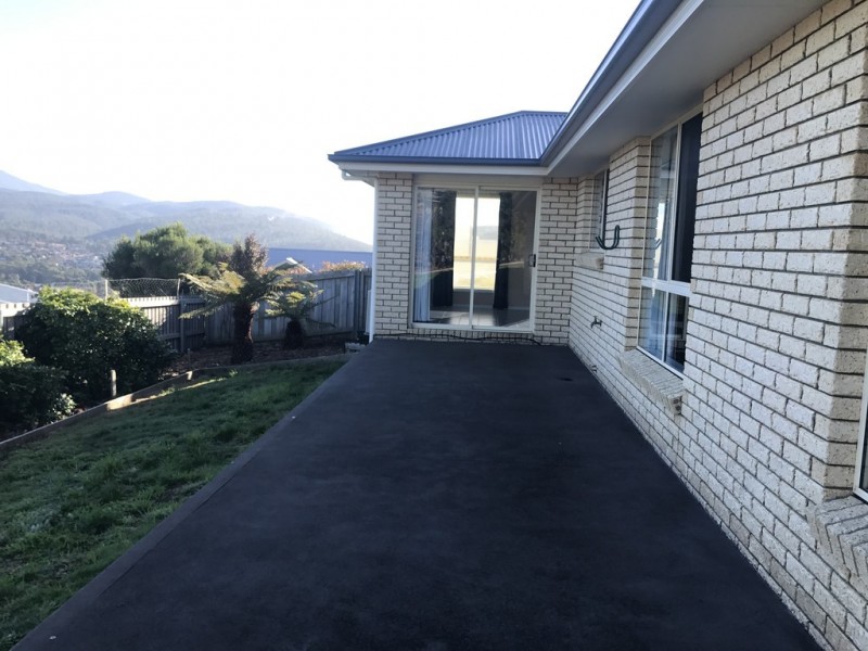 33 FAIRVIEW DRIVE, Kingston TAS 7050