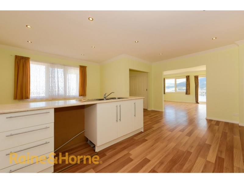 53 Natlee Crescent, Old Beach TAS 7017