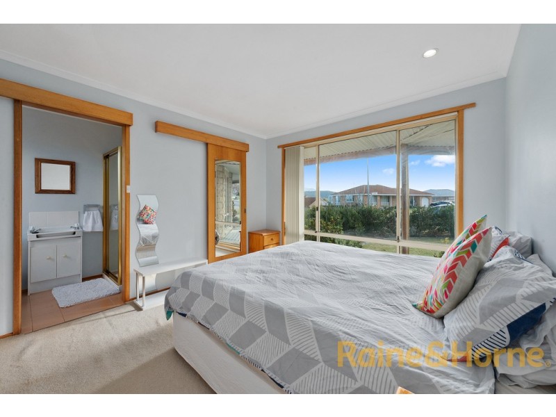 42 Woodleigh Drive, Oakdowns TAS 7019
