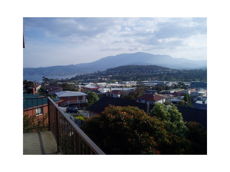 141 Cambridge Road, Bellerive TAS 7018