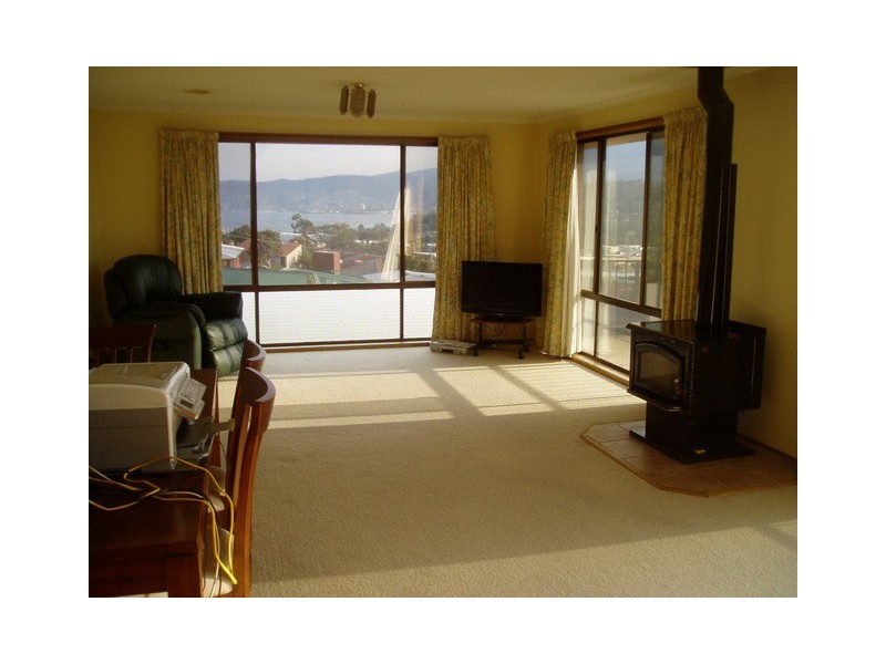 141 Cambridge Road, Bellerive TAS 7018