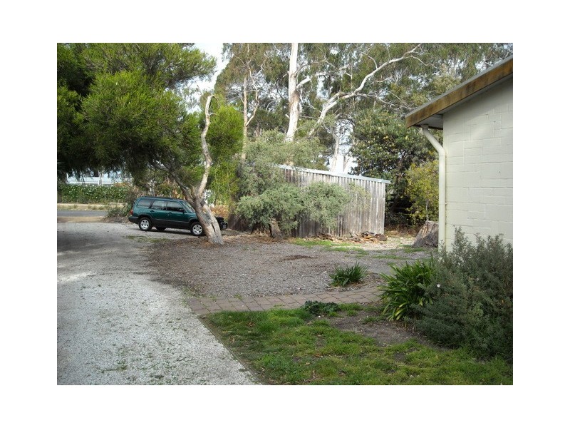 32 Surf Road, Seven Mile Beach TAS 7170