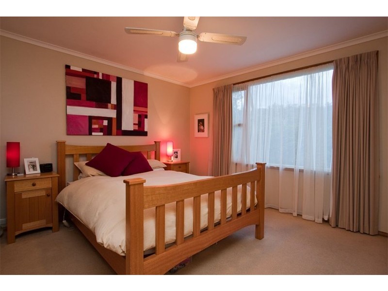 254 East Derwent Hihwy, Lindisfarne TAS 7015