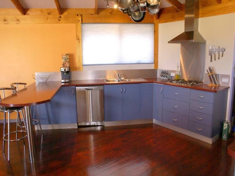 16 Clives Avenue, Old Beach TAS 7017