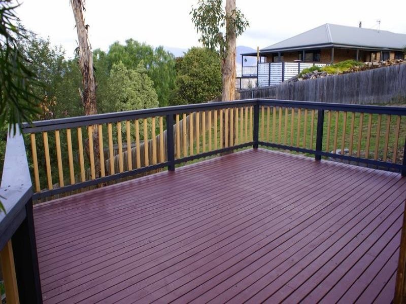 16 Clives Avenue, Old Beach TAS 7017