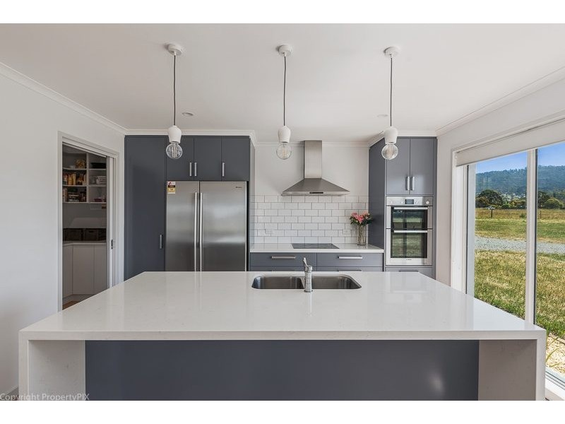 84 Seven Mile Beach Road, Seven Mile Beach TAS 7170