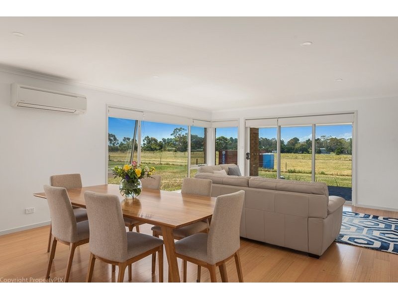 84 Seven Mile Beach Road, Seven Mile Beach TAS 7170