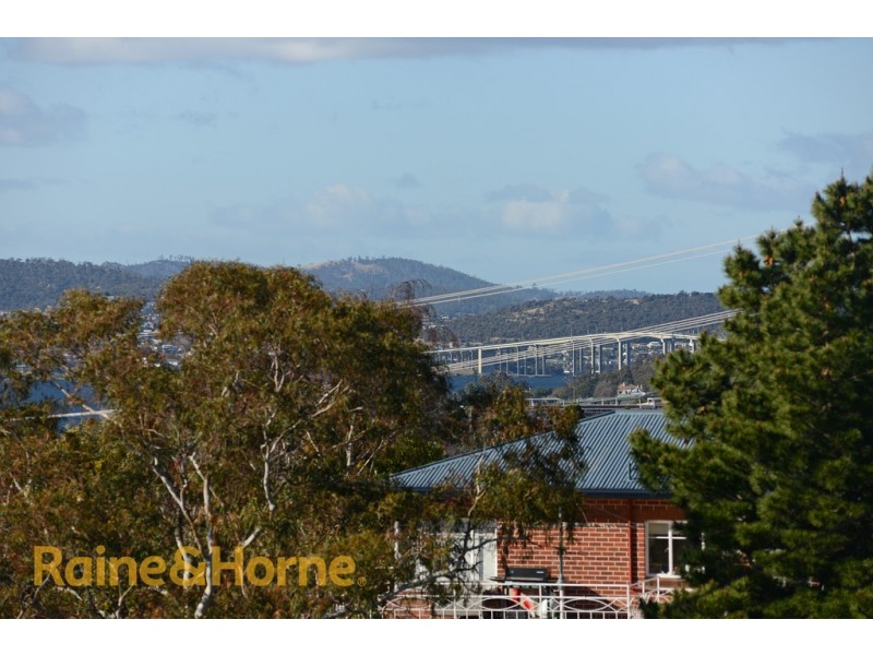 18 First Avenue, West Moonah TAS 7009