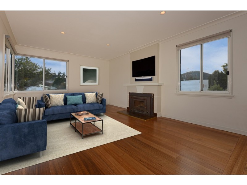 5 SCHOUTEN STREET, Warrane TAS 7018