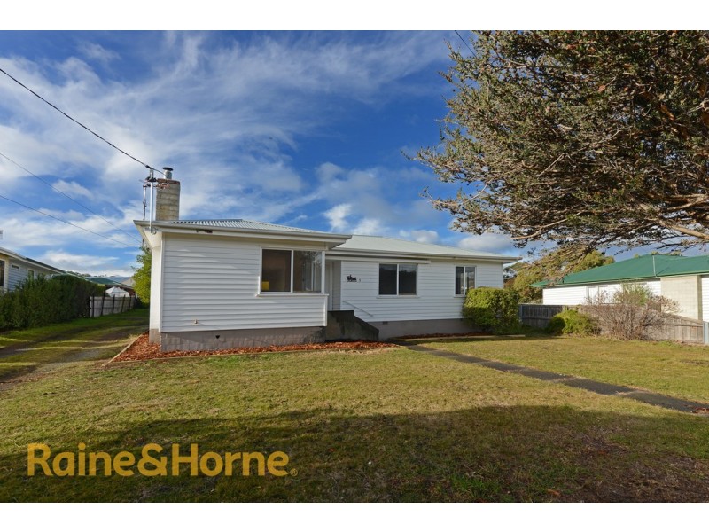 5 SCHOUTEN STREET, Warrane TAS 7018