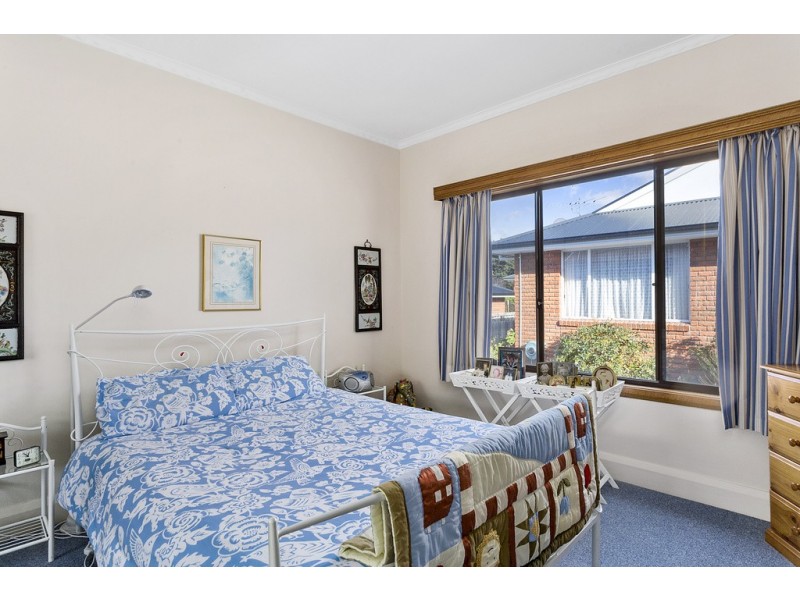 1 77 ABBOTSFIELD ROAD, Claremont TAS 7011