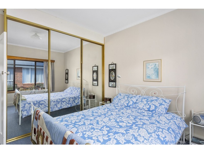 1 77 ABBOTSFIELD ROAD, Claremont TAS 7011