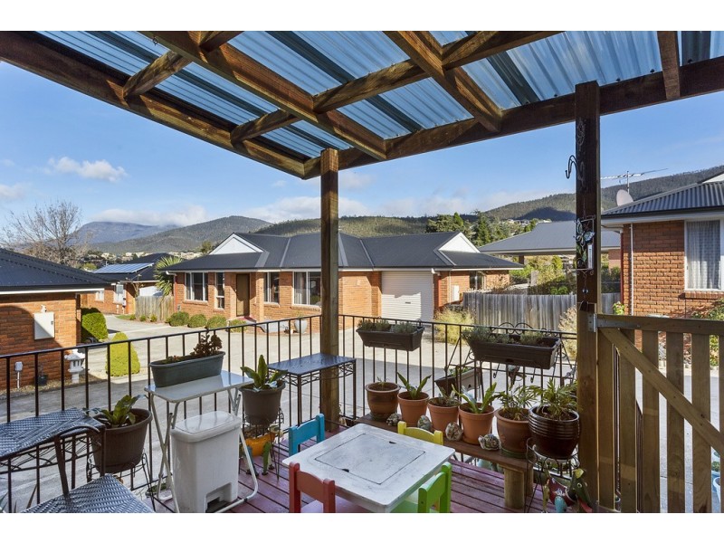 1 77 ABBOTSFIELD ROAD, Claremont TAS 7011