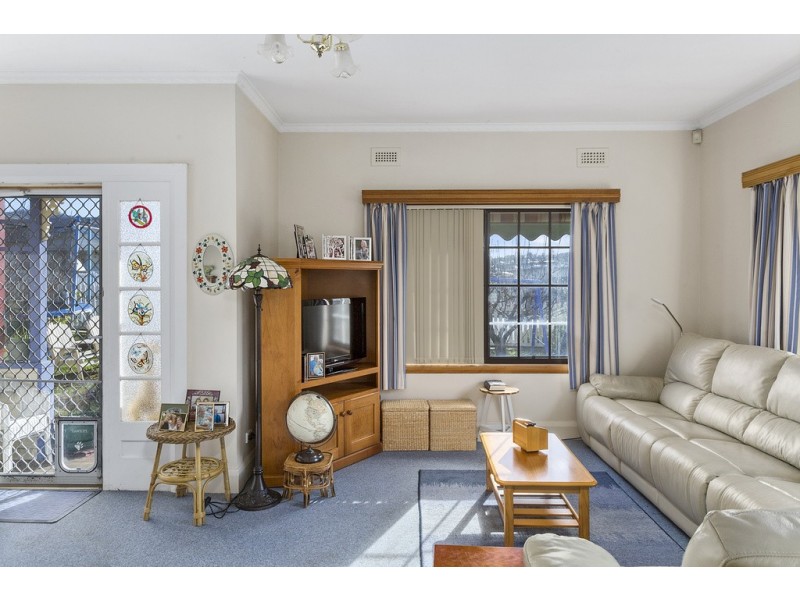 1 77 ABBOTSFIELD ROAD, Claremont TAS 7011