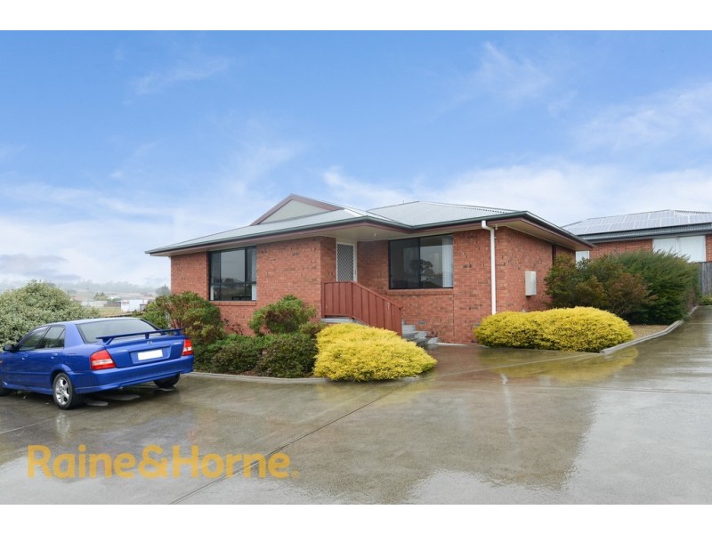 2/19 Melissa Street, Brighton TAS 7030