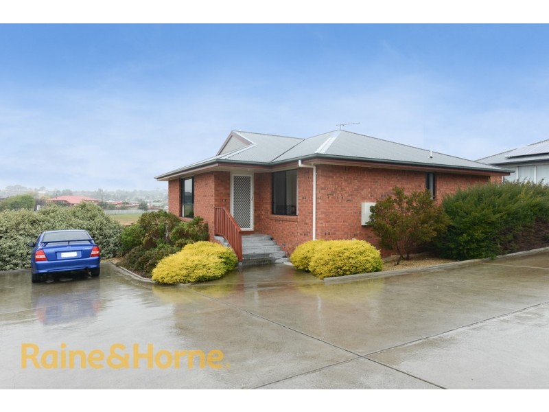 2/19 Melissa Street, Brighton TAS 7030