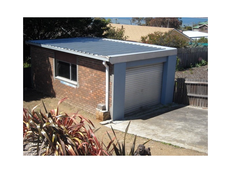 29 Third Avenue, Midway Point TAS 7171