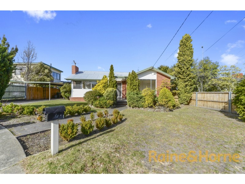 11 Silwood Avenue, Howrah TAS 7018