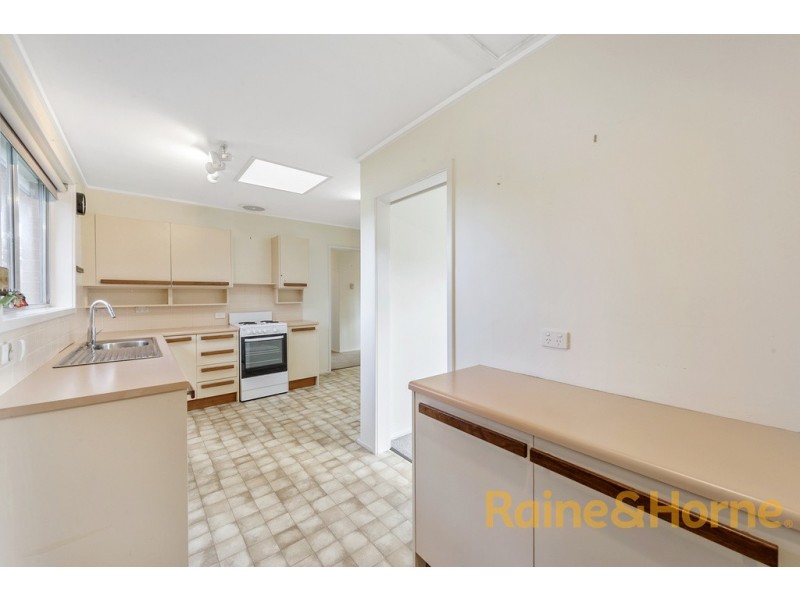 11 Silwood Avenue, Howrah TAS 7018