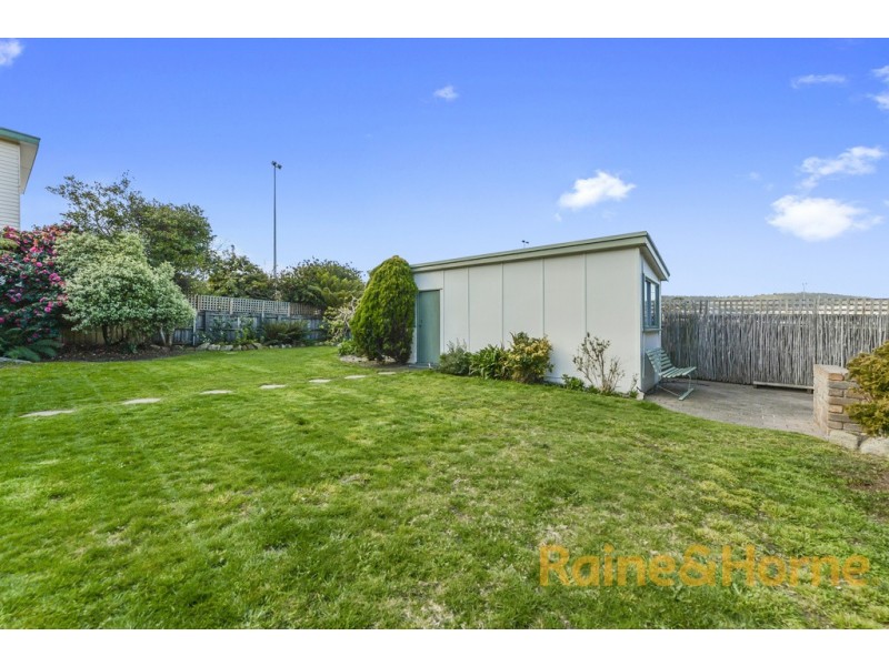 11 Silwood Avenue, Howrah TAS 7018