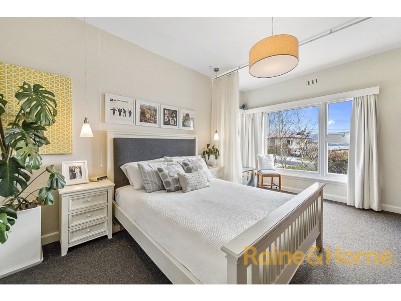 34 Topham Street, Rose Bay TAS 7015