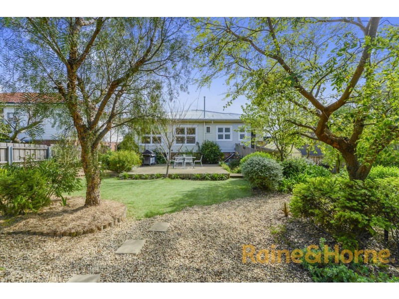 34 Topham Street, Rose Bay TAS 7015