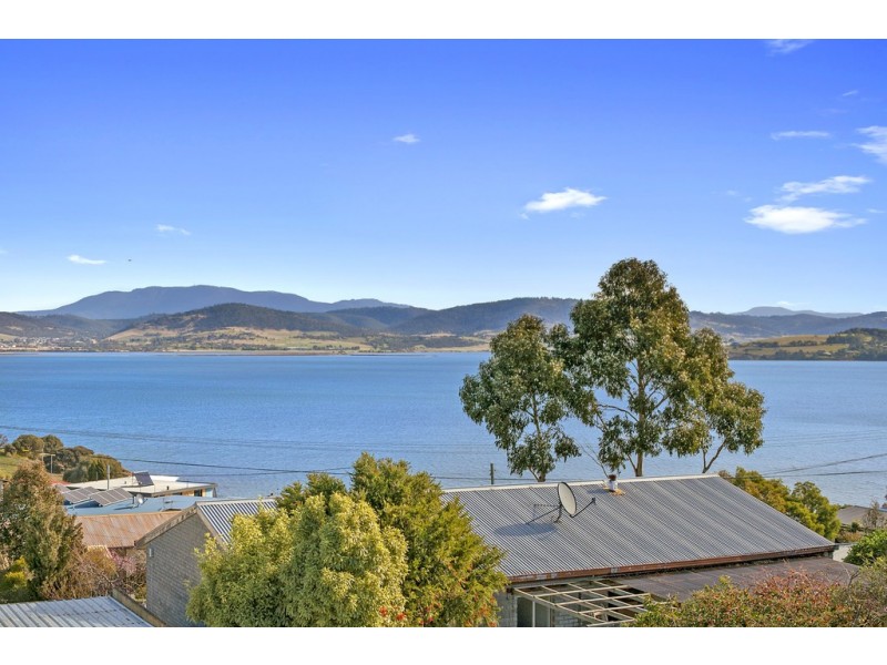 38 PENNA ROAD, Midway Point TAS 7171