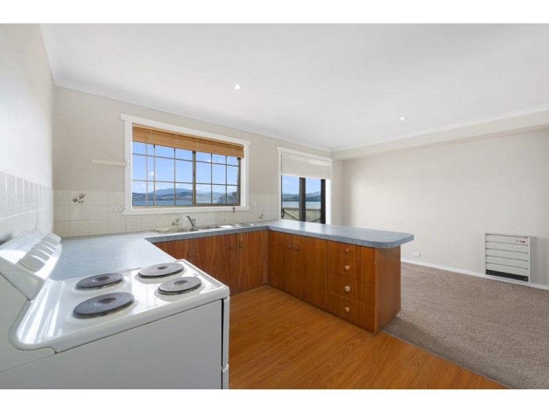 38 PENNA ROAD, Midway Point TAS 7171