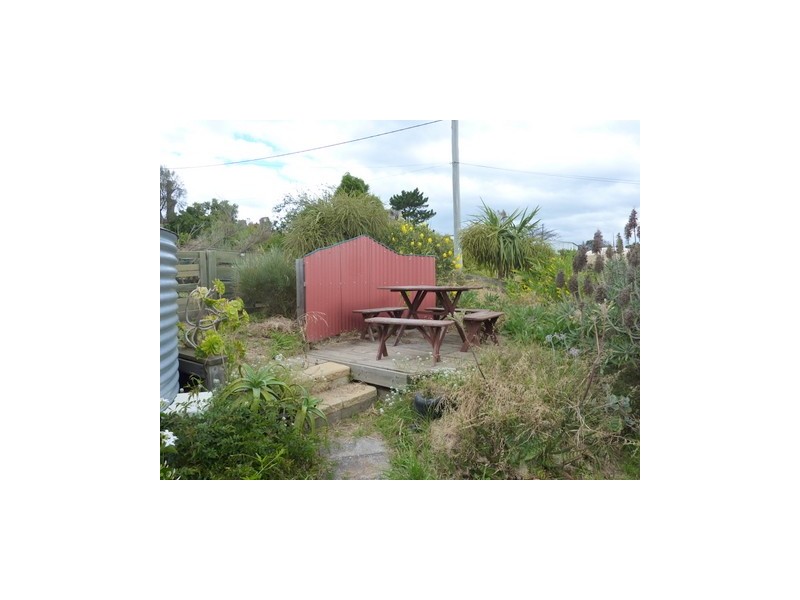 37 Spitfarm Road, Opossum Bay TAS 7023