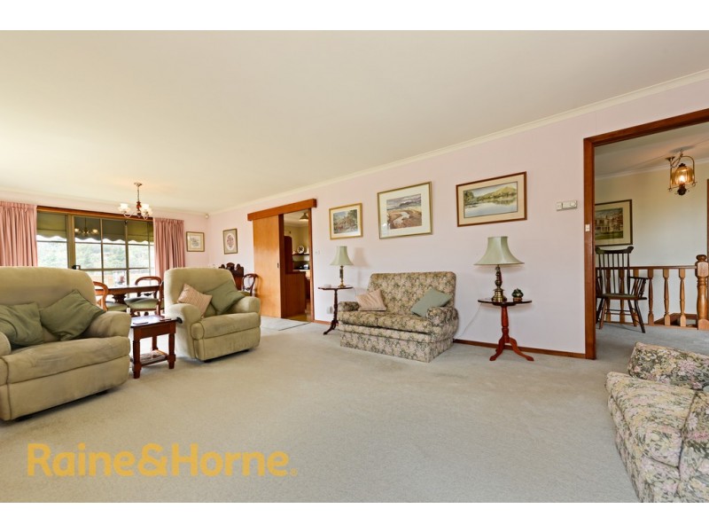 54 St Helens Street, Lindisfarne TAS 7015