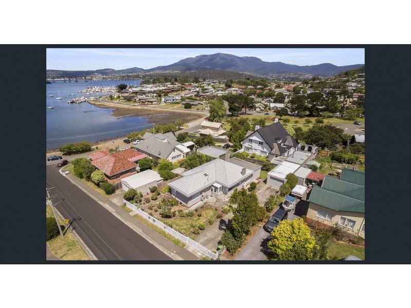 4 Milford Street, Lindisfarne TAS 7015