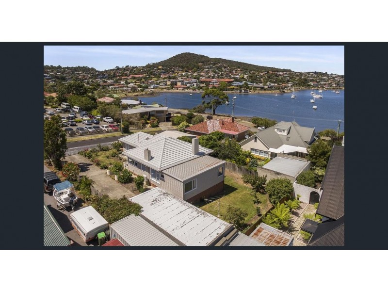 4 Milford Street, Lindisfarne TAS 7015