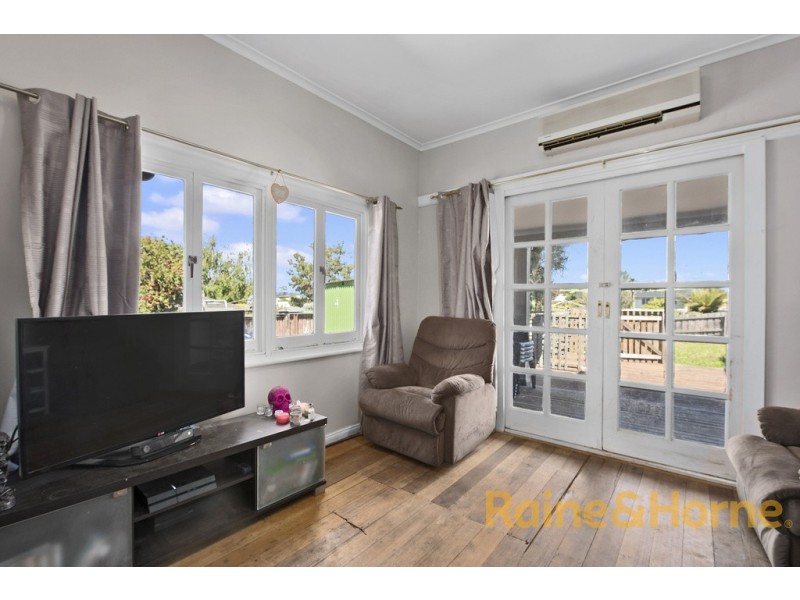 12 Raynors Road, Midway Point TAS 7171