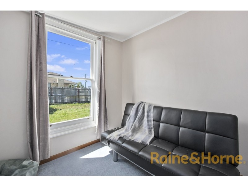 12 Raynors Road, Midway Point TAS 7171