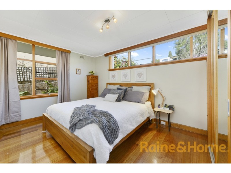 66 GORDONS HILL ROAD, Lindisfarne TAS 7015