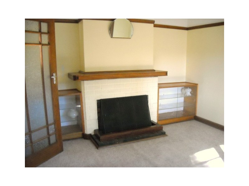 3 Park Road, Lindisfarne TAS 7015