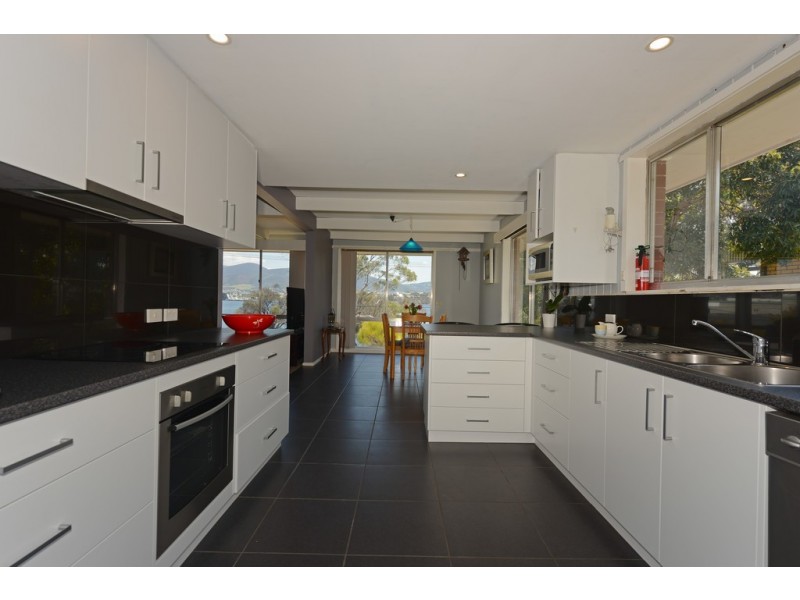 74 SAUNDERSONS ROAD, Risdon TAS 7017
