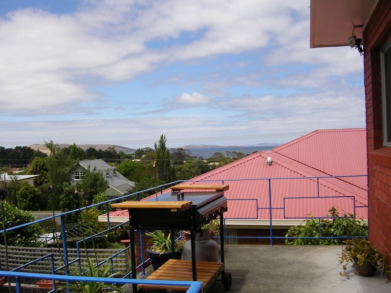 15 River Street, Bellerive TAS 7018