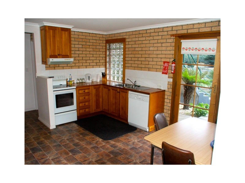 277 Flagstaff Gully Road, Lindisfarne TAS 7015