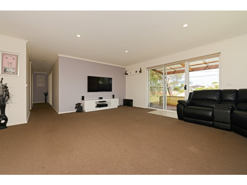 1 Nicholas Avenue, Dodges Ferry TAS 7173