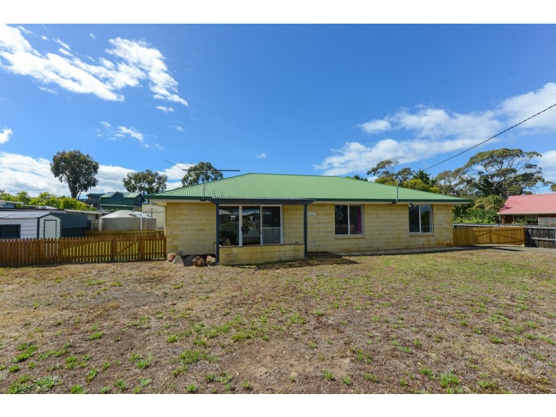 1 Nicholas Avenue, Dodges Ferry TAS 7173